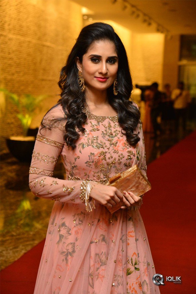 Shamili-at-Ammammagari-Illu-Pre-Release-Function-Photos
